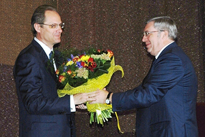 Новосибирский губернатор Василий Юрченко официально вступил в должность