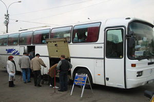 Новосибирские депутаты просят отдать региону контроль над международными автобусами