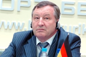 Алтайские журналисты не стали раздеваться для губернатора Карлина