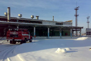 Три человека пострадали при пожаре в здании цеха Иркутской базы сжиженных газов