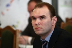 Депутаты заксобрания Омской области утвердили кандидатуру самого молодого из сенаторов