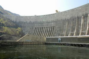Водохранилище Саяно-Шушенской ГЭС спущено до минимальной отметки