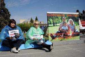 Толоконский и Городецкий решили пойти навстречу дольщикам, голодающим в центре Новосибирска