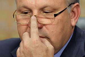 Министр здравоохранения Хакасии удалил камни из желчного пузыря Виктора Зимина