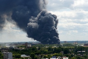 Очевидцы сообщают о крупном пожаре в левобережье Новосибирска