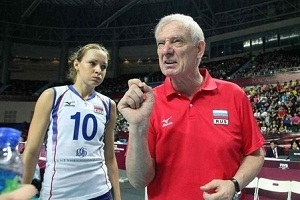 Бывший главный тренер женской сборной России по волейболу Владимир Кузюткин стал наставником «Омички»