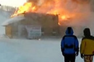 Виновный в гибели семейной пары при пожаре на турбазе «Юрманка» в Новосибирской области получил шесть лет условно