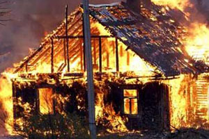 Трое маленьких детей погибли при пожаре в жилом доме в Красноярске