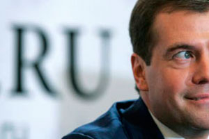 Руководитель новосибирского филиала Mail.ru Group предположила, что «буржуи» больше платят Медведеву за их рекламу