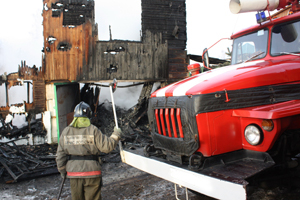 Женщина и двое ее детей погибли при пожаре в жилом доме под Иркутском