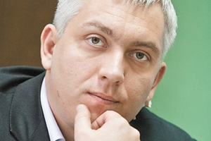 Новосибирского депутата Гордеева, сбежавшего в Грузию от следствия, лишили полномочий