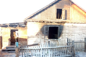 Семья из четырех человек погибла при пожаре в жилом доме в Забайкальском крае