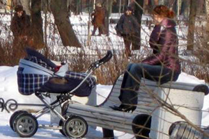 Новосибирские матери-одиночки получили право на получение пособия за рождение ребенка