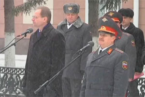 49% новосибирцев довольны полицией: областное ГУ МВД отчиталось о работе перед депутатами (видео)