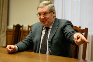 Полпред Толоконский добивается в Кремле отставки новосибирского губернатора Юрченко — источники