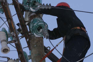 Энергетики восстановили электроснабжение в Забайкалье, прерванное из-за непогоды