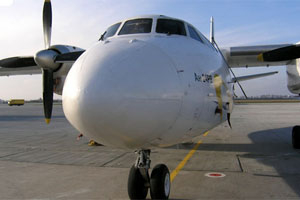Самолет «ИрАэро» вернулся в аэропорт Бодайбо из-за отказа двигателя