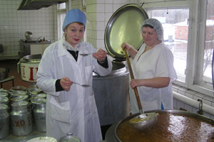 Медучреждения Новосибирска перестанут делать уборку и готовить пищу для пациентов