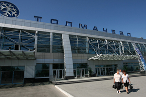 Новосибирский аэропорт «Толмачёво» не меняет расписание рейсов из-за смога