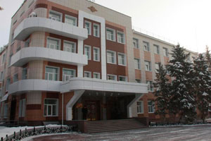 Следователям ГУВД по Новосибирской области принесли взятку в размере 10 000 долларов