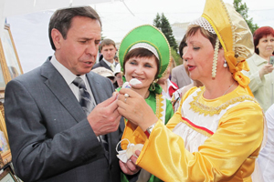 Городецкий возвращается: новосибирский мэр начал кампанию по переизбранию на четвертый срок