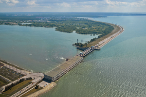 Новосибирская ГЭС ждет повторения маловодья в 2013 году, но будет готова и к паводку