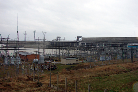 Новосибирская ГЭС начала переоборудование открытого распределительного устройства