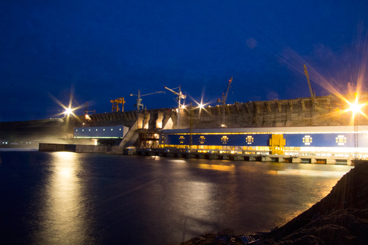 Специалисты НИИ гидротехники завершают обследования водопроводящих трактов Богучанской ГЭС