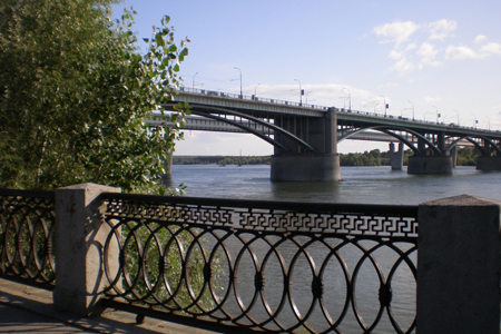 Мэрии Новосибирска предложили два варианта четвертого моста через Обь: вантовый вдвое дороже балочного
