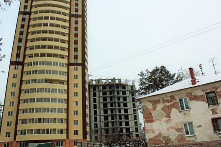 «Нельсон, Ньютон и Байрон» — три 26-этажных дома могут парализовать движение в районе новосибирской горбольницы №1