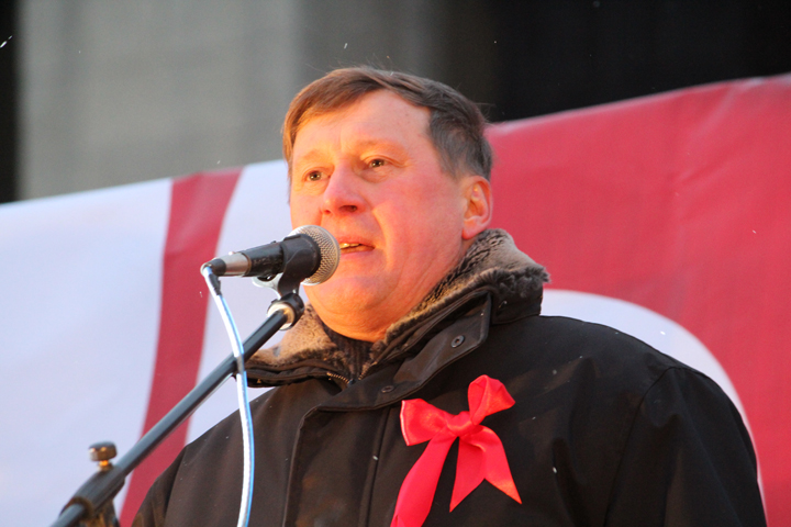 Новосибирский депутат Локоть — один из шести возможных преемников Зюганова в КПРФ — МК