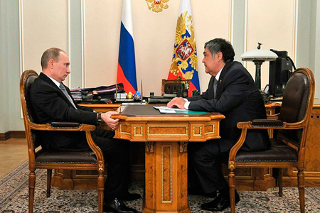 Глава Кузбасса Тулеев отчитался перед Путиным об итогах своей работы в 2012 году