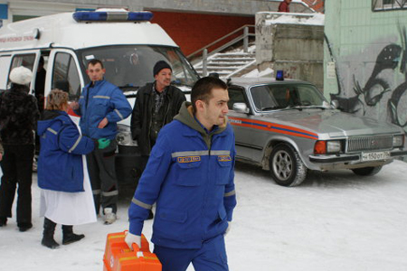 Десять пострадавших при взрыве в жилом доме в Томске продолжаются оставаться в больнице 