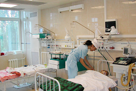 Врачи Кызыла вынуждены лечить в одной больнице детей с ОРВИ и пациентов с онкологией 