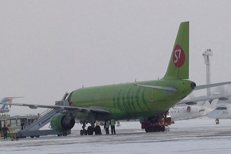 Пьяный пассажир рейса «Иркутск-Москва» сообщил об угрозе взрыва самолета 