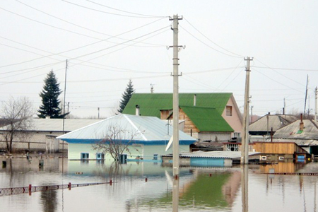 МЧС готово эвакуировать 20 тыс. жителей Новосибирской области из-за паводка