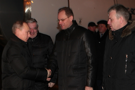 Полпред Толоконский и губернатор Юрченко вместе встречали Путина в аэропорту Новосибирска