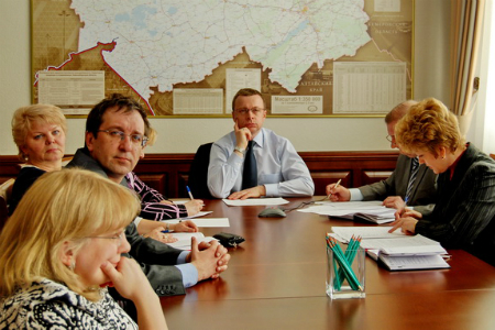 Выборы главы района, депутатов заксобрания и местных советов проходят в Новосибирской области