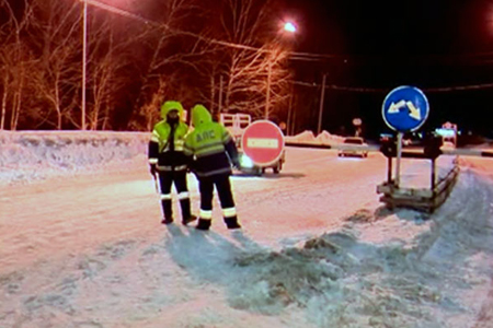 Четверо задохнулись в автомобиле в Новосибирской области во время метели
