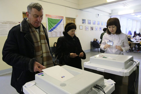 Средняя явка на выборах в Новосибирской области к 14:00 выросла до 13,77%