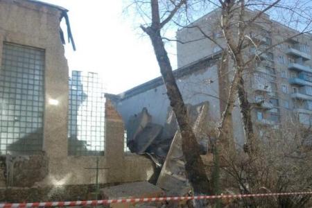 Крыша спортивного зала ФСБ обрушилась в Чите, пострадавших и погибших нет
