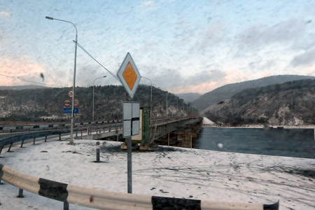 «Сибмост» отремонтирует мост рядом с Красноярской ГЭС за 282 млн рублей