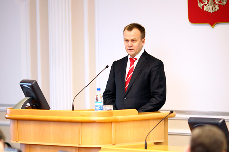 Беспартийный иркутский губернатор решил возглавить список «Единой России» на выборах в областное заксобрание