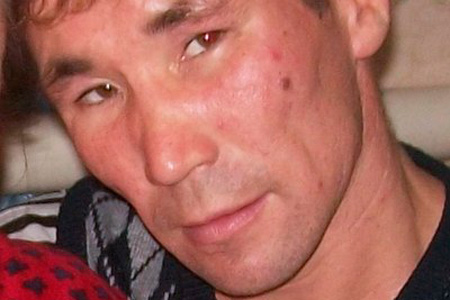 Житель Горно-Алтайска убил малолетнюю дочь и повесился на дереве