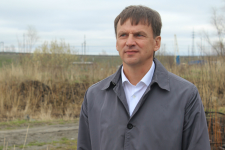 Депутат Илющенко заработал за год в семь раз больше, чем дал мэру Бердска