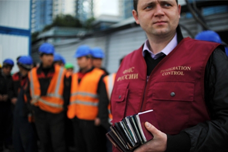 Новосибирская область уменьшила квоты для иностранных рабочих