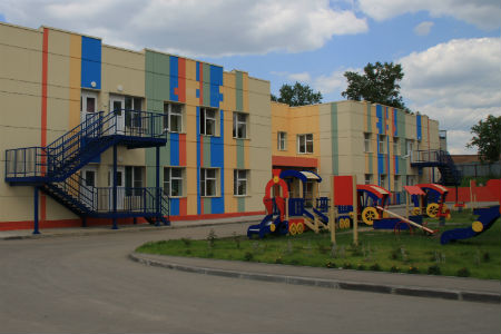 Новосибирские родители просят мэра не повышать плату в детских садах 