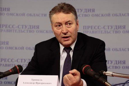 Глава правительства Омской области уволил третьего заместителя за полгода