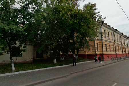 Пожилая женщина погибла в палате красноярской больницы, где обрушилась кирпичная стена