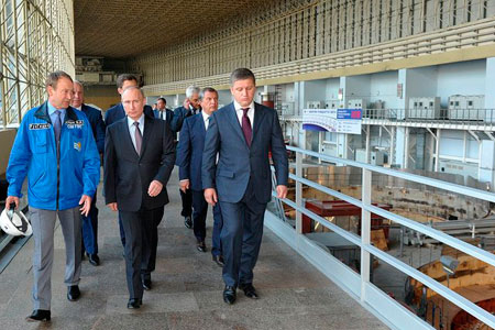 Путин прекратил работу комиссии по ликвидации последствий аварии на Саяно-Шушенской ГЭС